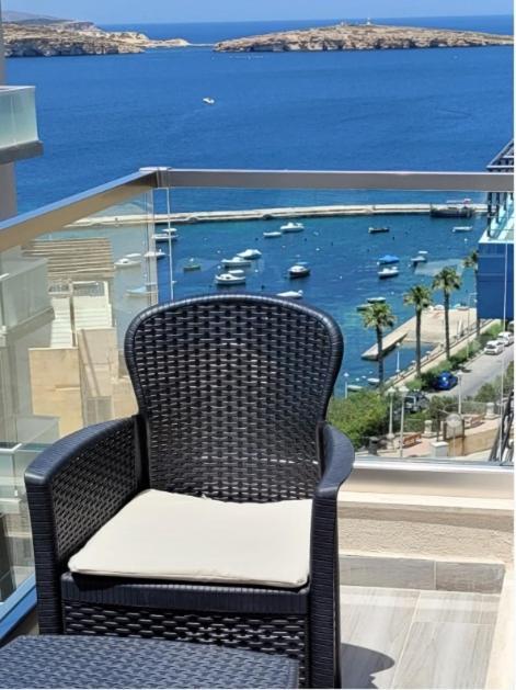 Lovely Apartment With Side Sea View Σεντ Πόλς Μπέι Εξωτερικό φωτογραφία