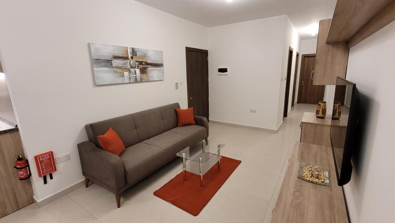 Lovely Apartment With Side Sea View Σεντ Πόλς Μπέι Εξωτερικό φωτογραφία
