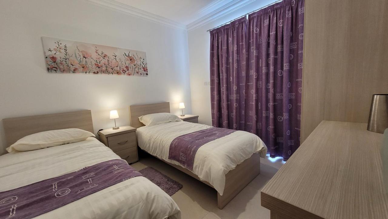 Lovely Apartment With Side Sea View Σεντ Πόλς Μπέι Εξωτερικό φωτογραφία